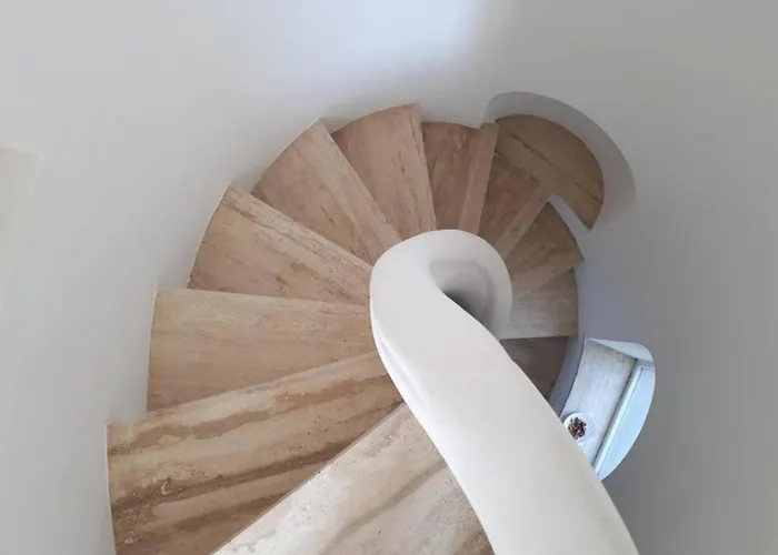 Marino In Aurora Κάπρι